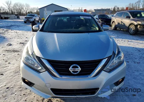 2018 Nissan Altima 2.5 z USA, uszkodzony, nr VIN 1N4AL3AP6JC190336